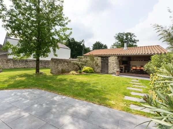BOUAYE - ENVIRONNEMENT TRES AGREABLE ET CALME