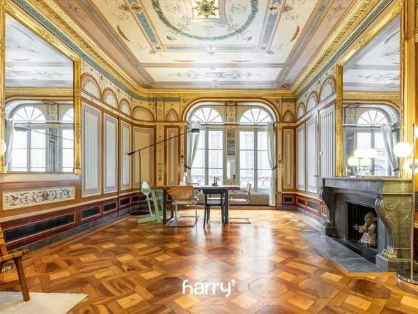 Appartement 5 pièces 180 m²