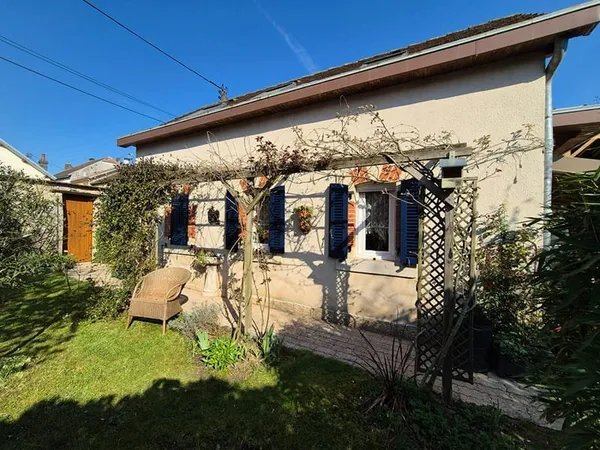 Maison bord de Saône 70 m2 sur 234 m2 de terrain