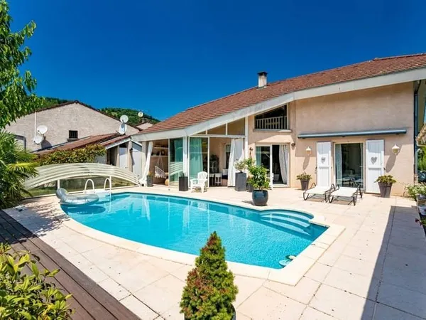 Maison 6 pièces 132 m²
