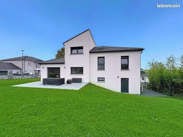 Maison 7 pièces 136 m²