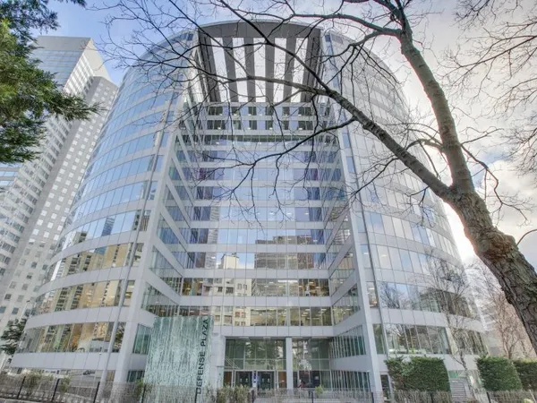 Bureaux 19608 m²