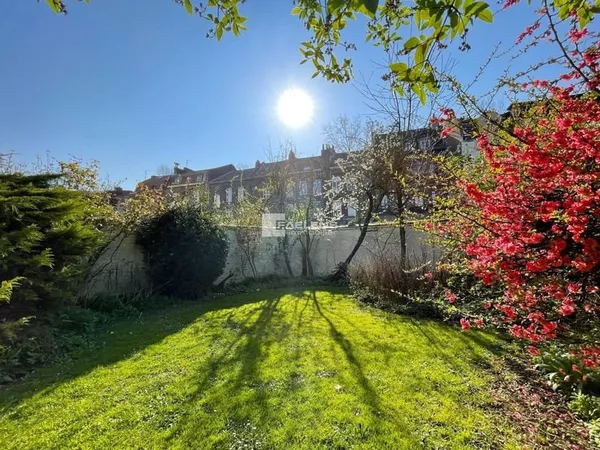 Maison 6 pièces 230 m²