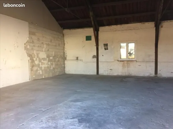 Local 100 m²