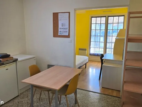 Studio 23m2 pour Stagiaire et Etudiant