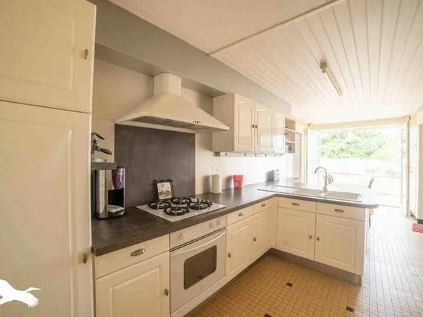Maison 6 pièces 184 m²