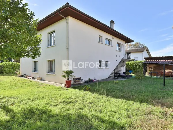 Maison 7 pièces 179 m²