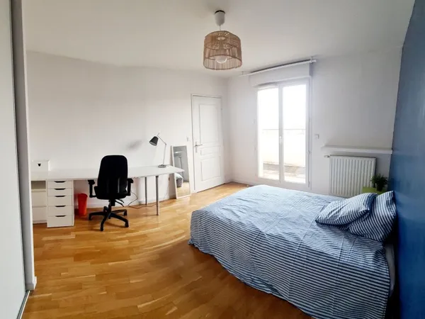 Loue chambre dans appartement - 15m²