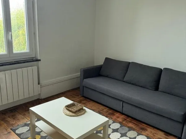 PAS DE FRAIS D'AGENCE - T1 Bis Lumineux et Confortable 25 m² - Proche Gare de Castelnaudary