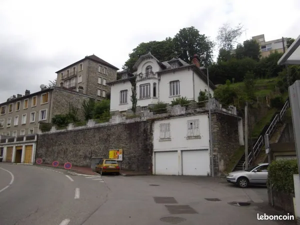 Urgent BELLE MAISON ANCIENNE A RENOVER