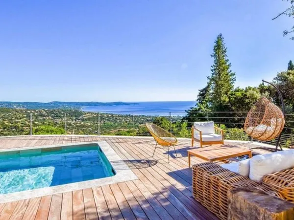 Villa 5 pièces 180 m²