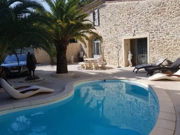 Maison 4 pièces 170 m²