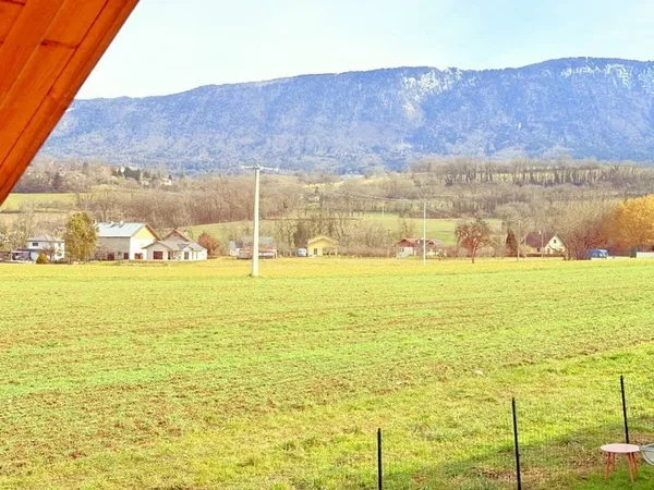 EN LIMITE DE ZONE AGRICOLE - Maison CONTEMPORAINE - 2012 - 4 CHAMBRES - CALME ABSOLU - DPE B