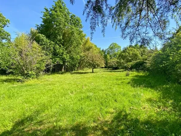 Terrain 1450 m²