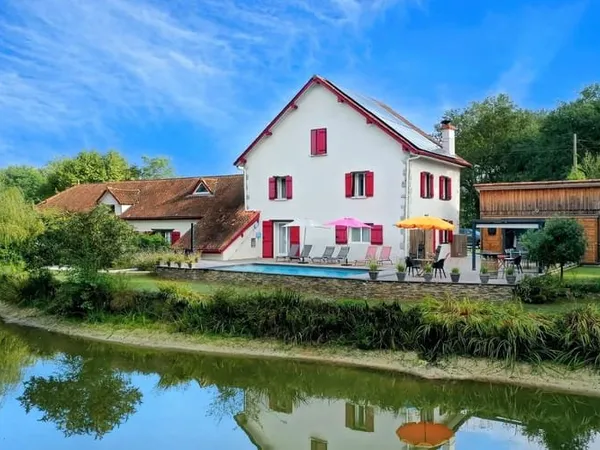 Maison 12 pièces 456 m²