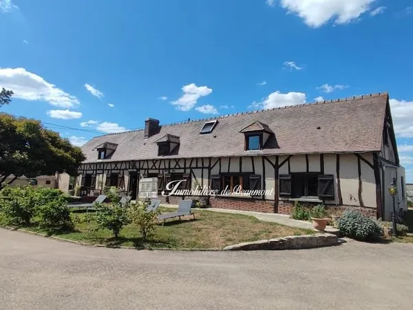 Maison 8 pièces 218 m²