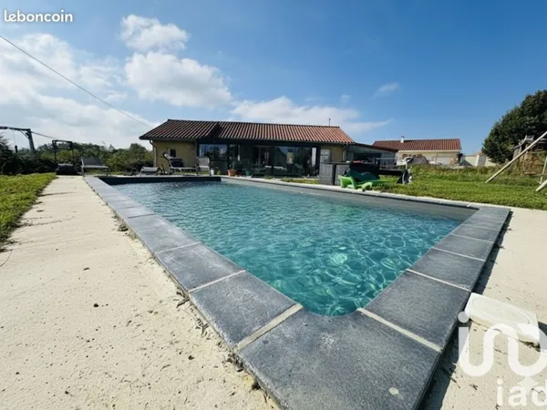 Villa 4 pièces 137 m²