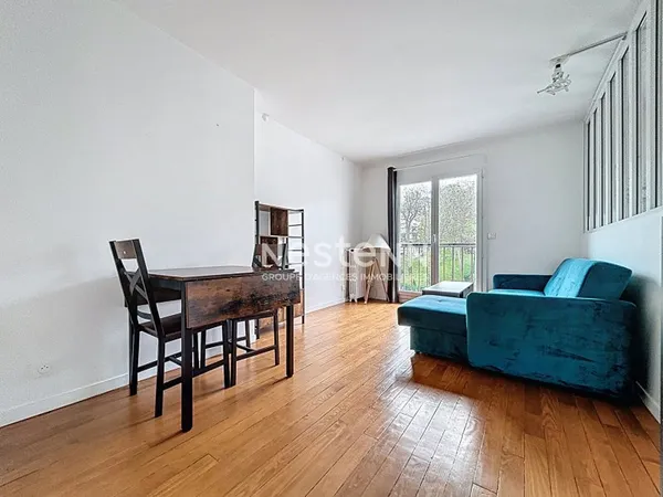 ISSY LES MOULINEAUX - CENTRE-VILLE - Appartement traversant 3 pièces