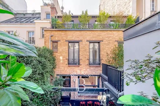 Appartement 10 pièces 415 m²