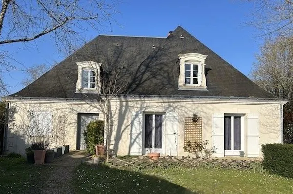 Maison traditionnelle 9 pièces