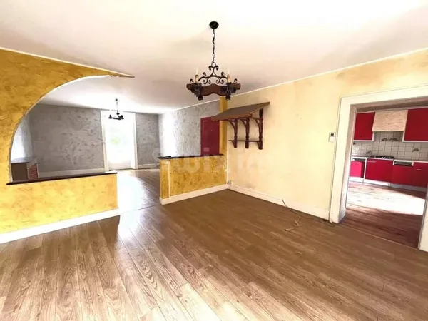 Maison 7 pièces 142 m²