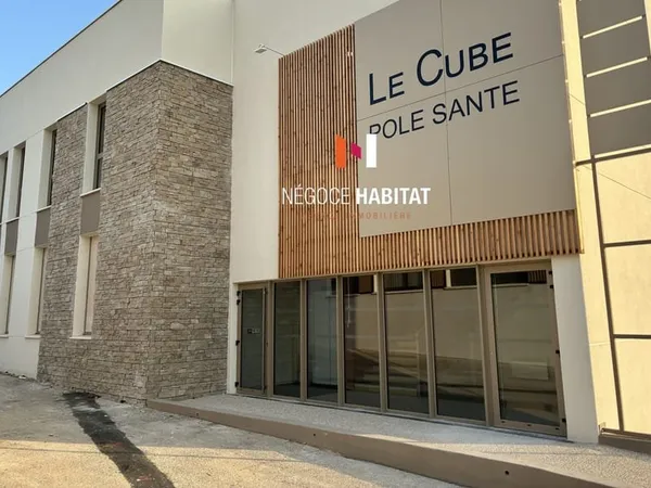 VENTE LOCAL PROFESSION LIBERALE 30510 GENERAC