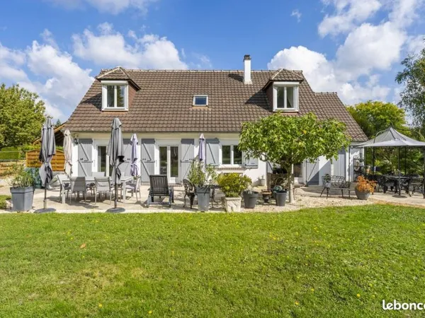 Maison 7 pièces 135 m²