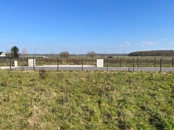 Terrain 816 m²