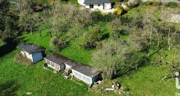 Terrain 1223 m²