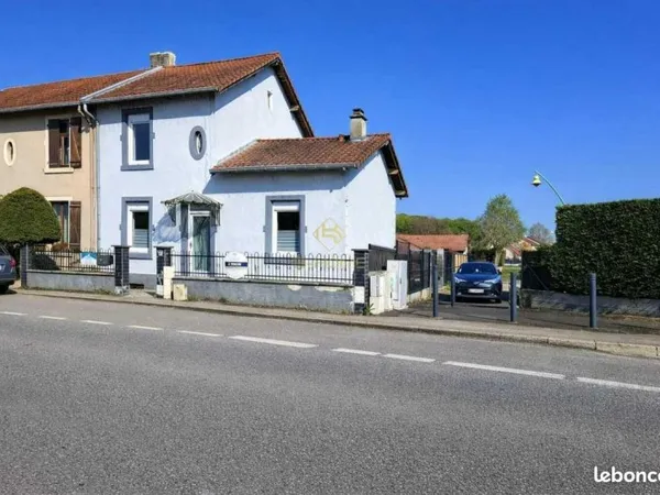 Maison 13 pièces 90 m²