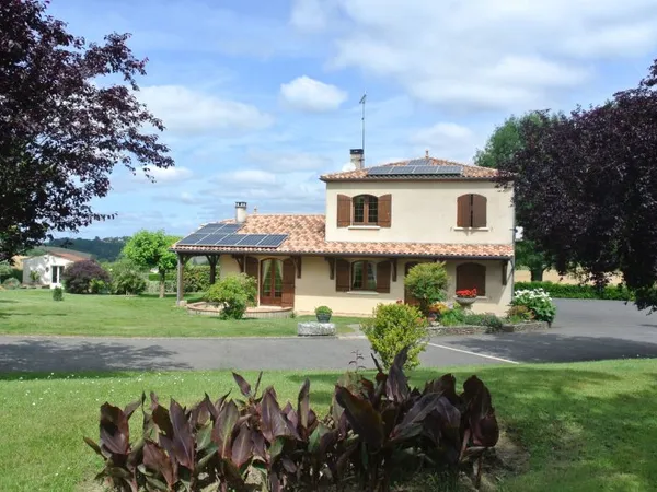 Bel emplacement maison de 4 chambres