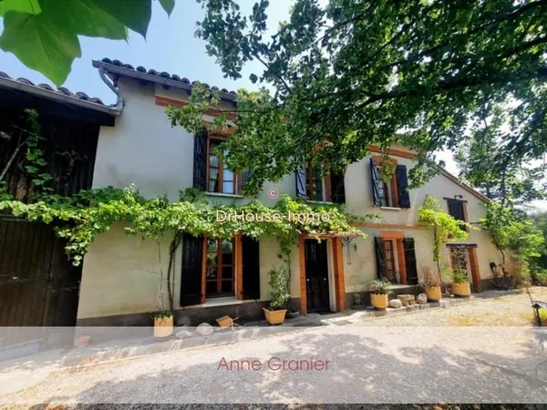 Ferme toulousaine avec dépendances aménageables - 126 m² habitables - Emplacement idéal à Bessières