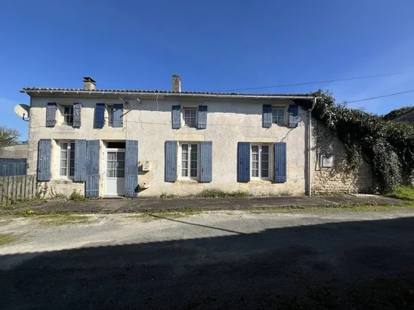 Maison en pierre de 6 pièces principales
