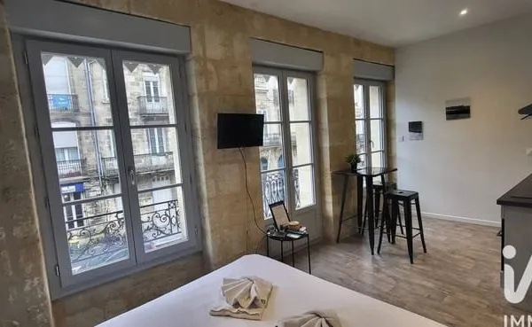 Immeuble 94 m²