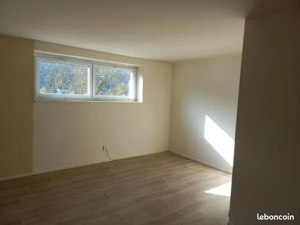 Appartement 2 pièces 64 m²