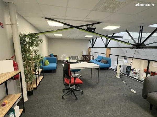 Bureau 512 m²