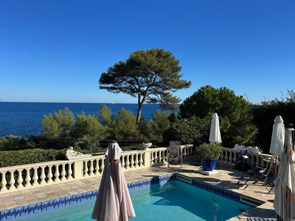 Maison 4 pièces 300 m²