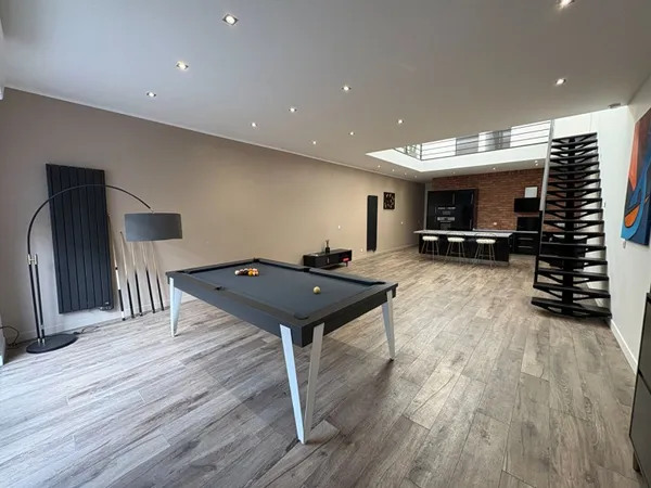 Appartement 5 pièces 137 m²