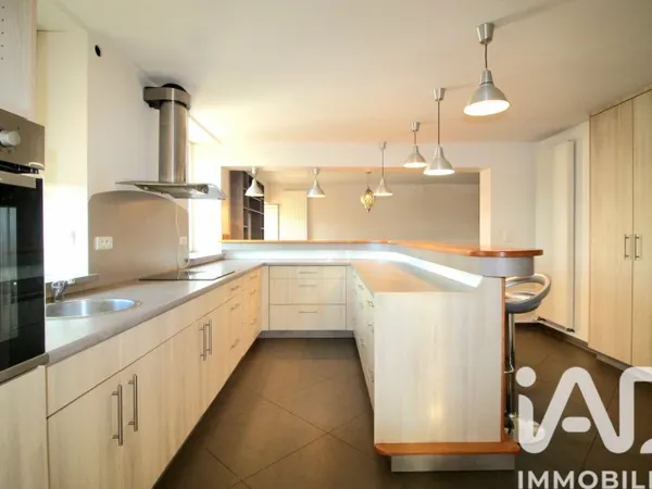 Appartement 4 pièces 117 m²