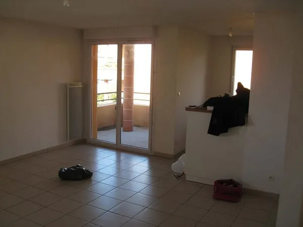 Appartement T3 vendu loué avec parkings à Auterive