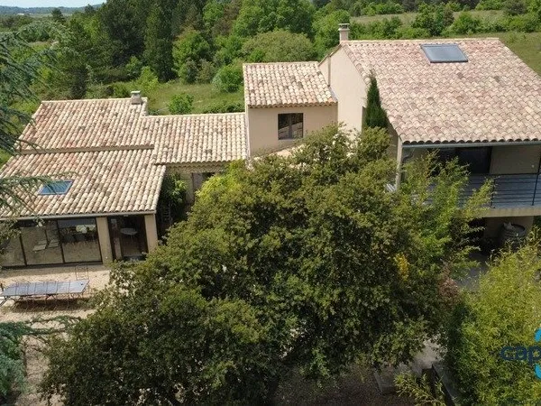 Domaine Privé d'Exception avec Piscine Naturelle - Élégance provençale entre Mont Ventoux et Luberon