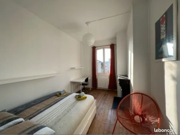 Chambre meublée à louer