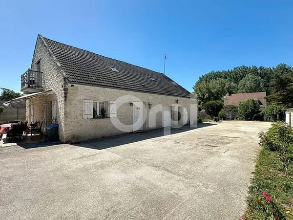 Maison 6 pièces 203 m²
