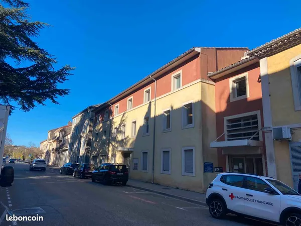 Direct Propriétaire location 180 m2 Bureaux - APT