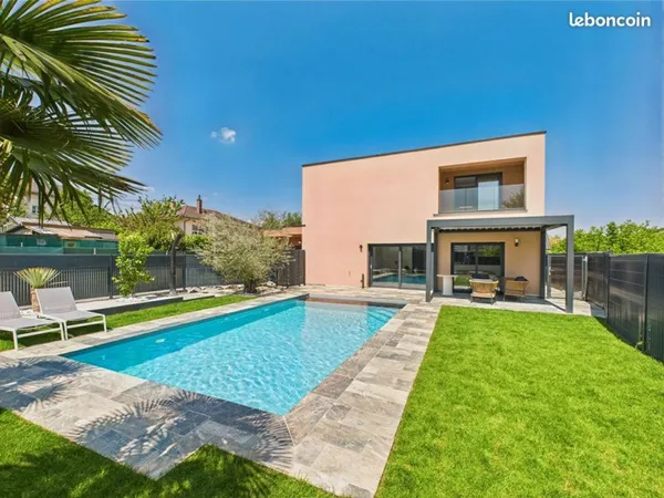Maison 6 pièces 135 m²
