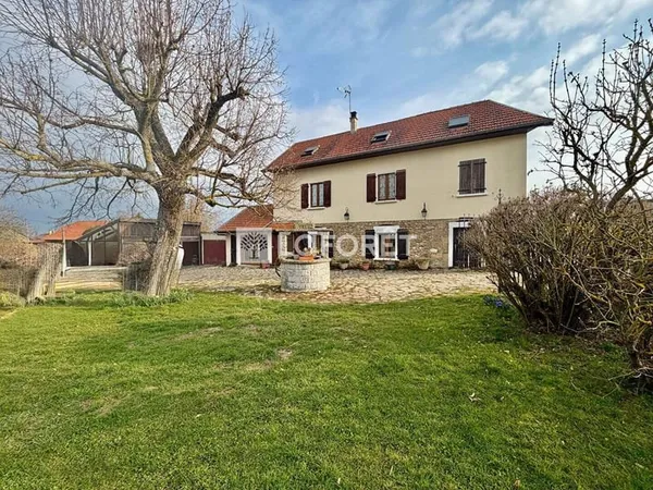 Maison 7 pièces 159 m²