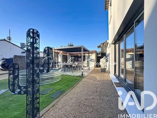 Maison 5 pièces 186 m²