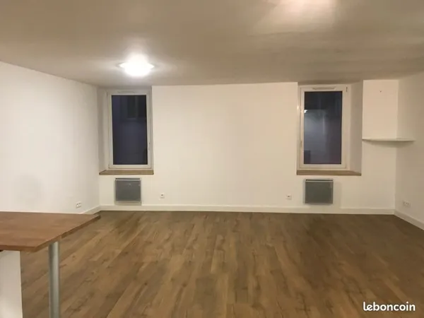 Appartement T3 plein bourg