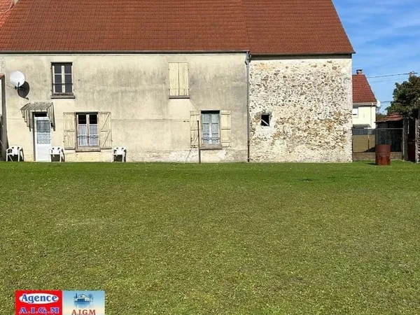 MAISON BRIARDE À RÉNOVER - 850 M² TERRAIN - FORT POTENTIEL (5/6 CHAMBRES)