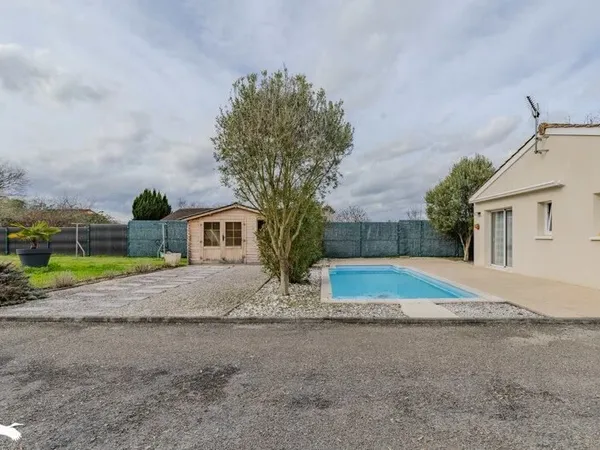 Contemporaine de 5 pièces principales